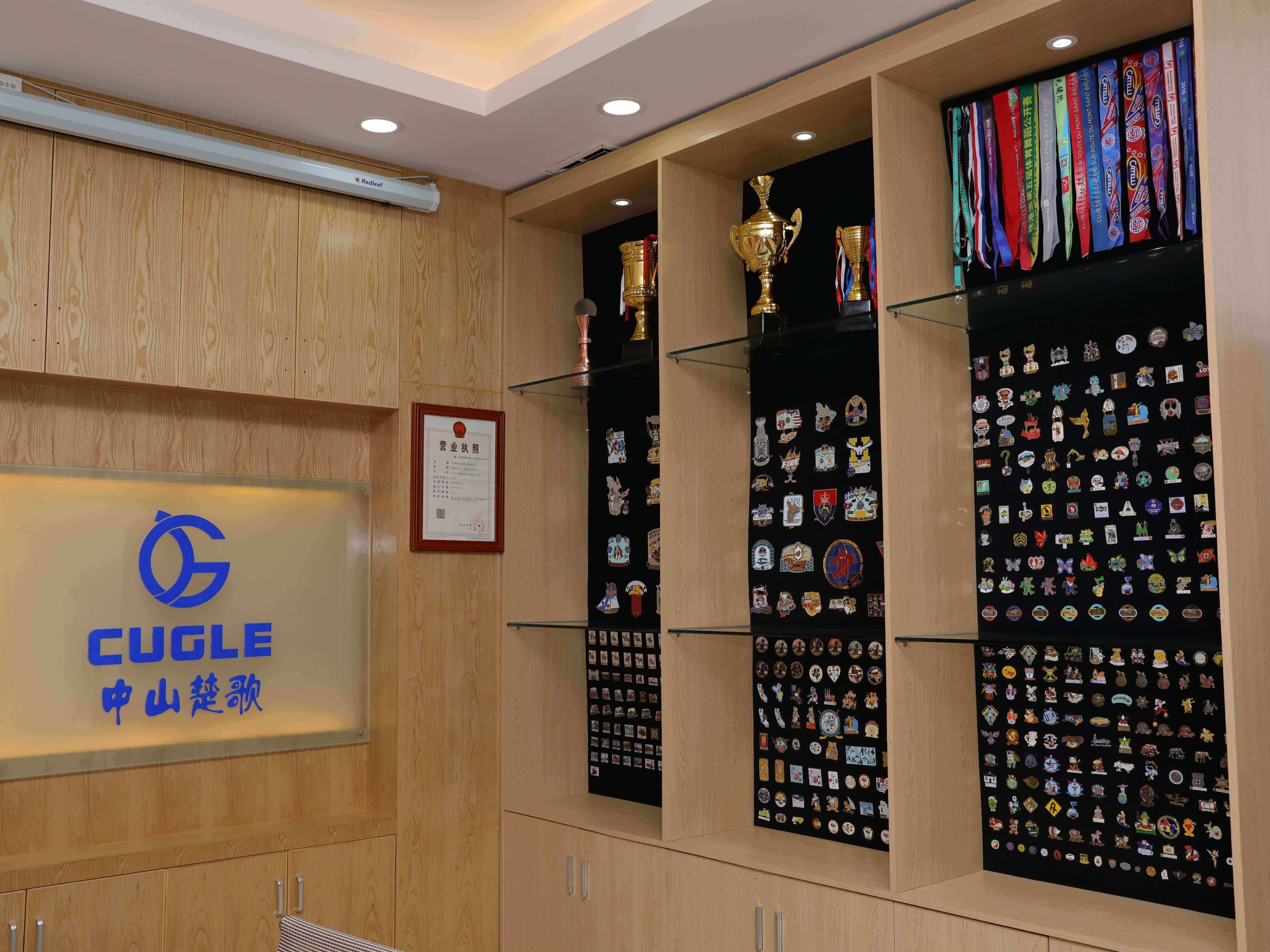 custom-badge-manufacturing-Cugle-showroom