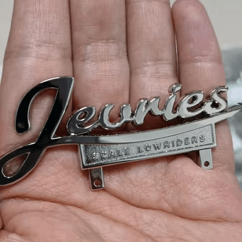 Official Member of the Old Balls Club Medal – Humorous Vintage Award for Friends & Club Members (Est. 1975) Jeuries Scale Lowriders